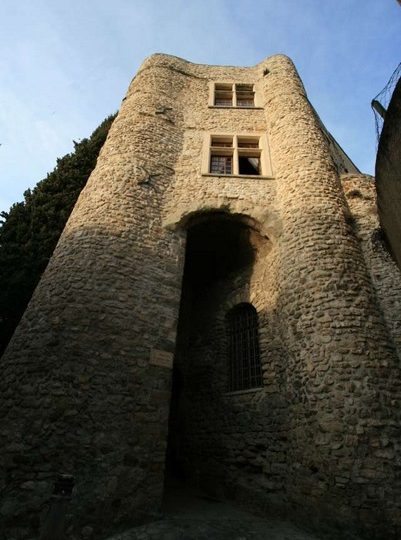 Le Château Féodal à Nyons - 3