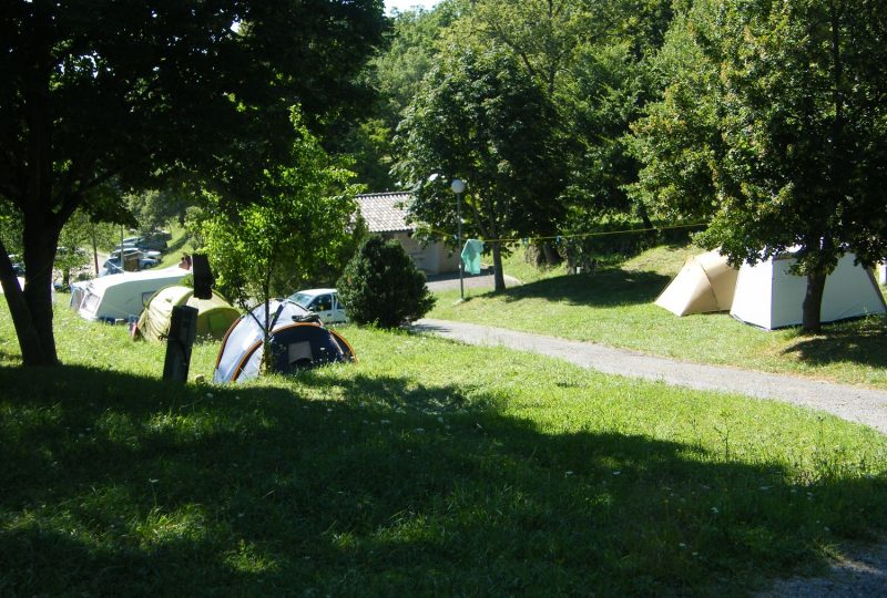 Camping les Châtaigniers à Eyzahut - 1
